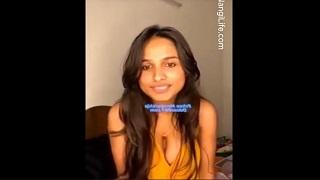 Kashish Kapoor Live in HD Revealed Streaming for Fans Showing Deep Cleavage and Suggestive Dancing