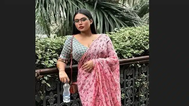 Oasi Das Stripping Pink Saree Exposing Huge Assets and Playing with Herself